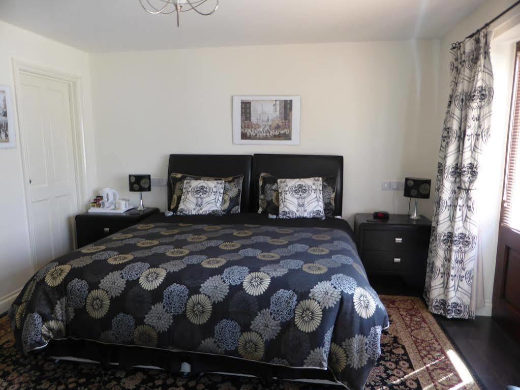 Ilchester Liongate House Bed & Breakfast エクステリア 写真